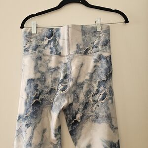 Terez Blue Marble Duoknit Hi Waisted Leggings